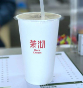 <b>茉沏奶茶加盟貴呢?10萬元能開店嗎?</b>